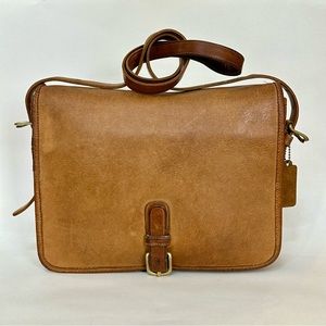 Vintage Coach NYC Saddle Pouch Buckle Bag in SADDLE tan color